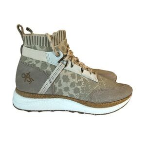 OTBT Hybrid in khaki high top  sneakers sz 8 1/2 m